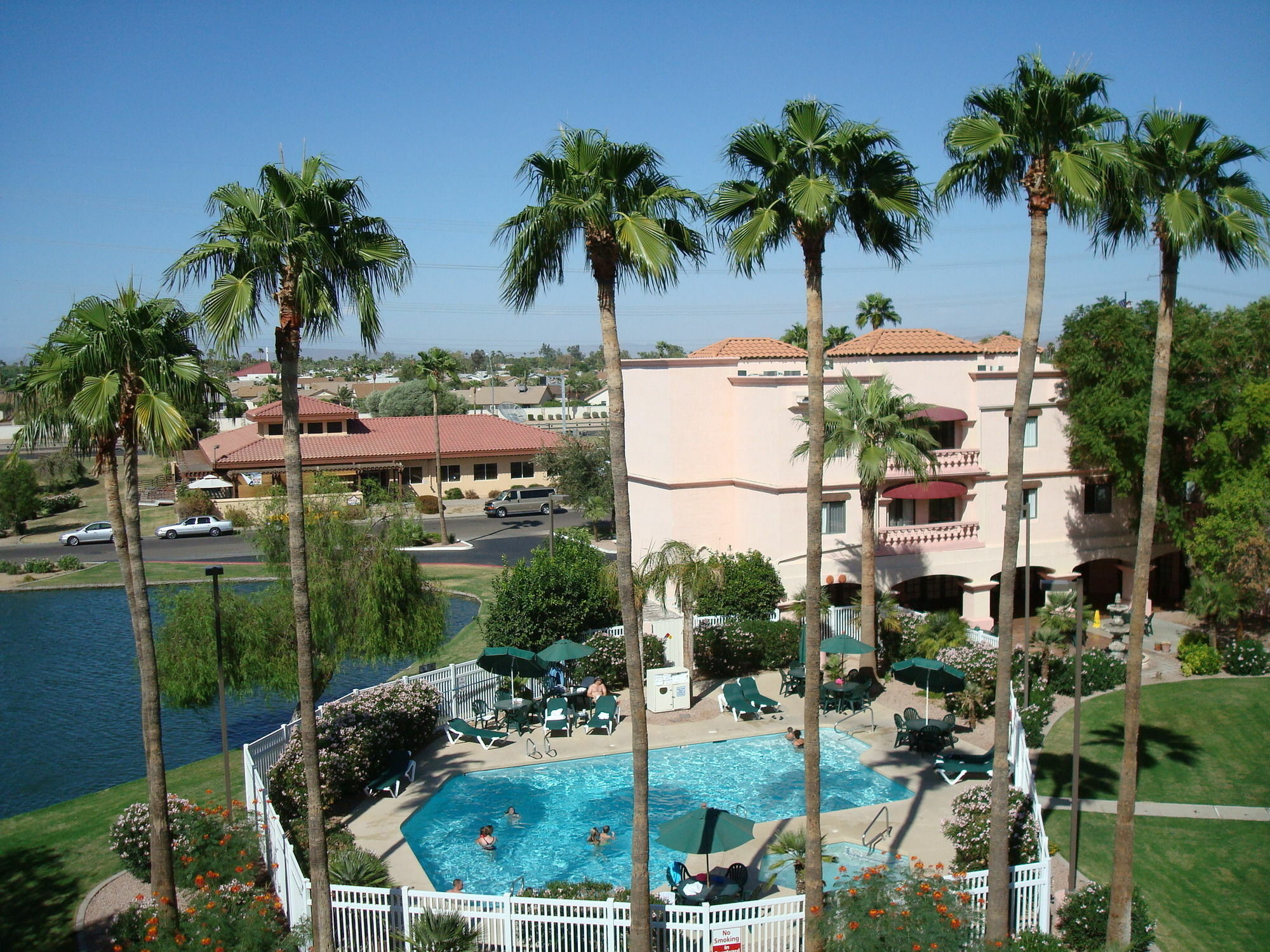Windmill Suites Surprise - Phoenix, Ascend Hotel Collection Exterior foto
