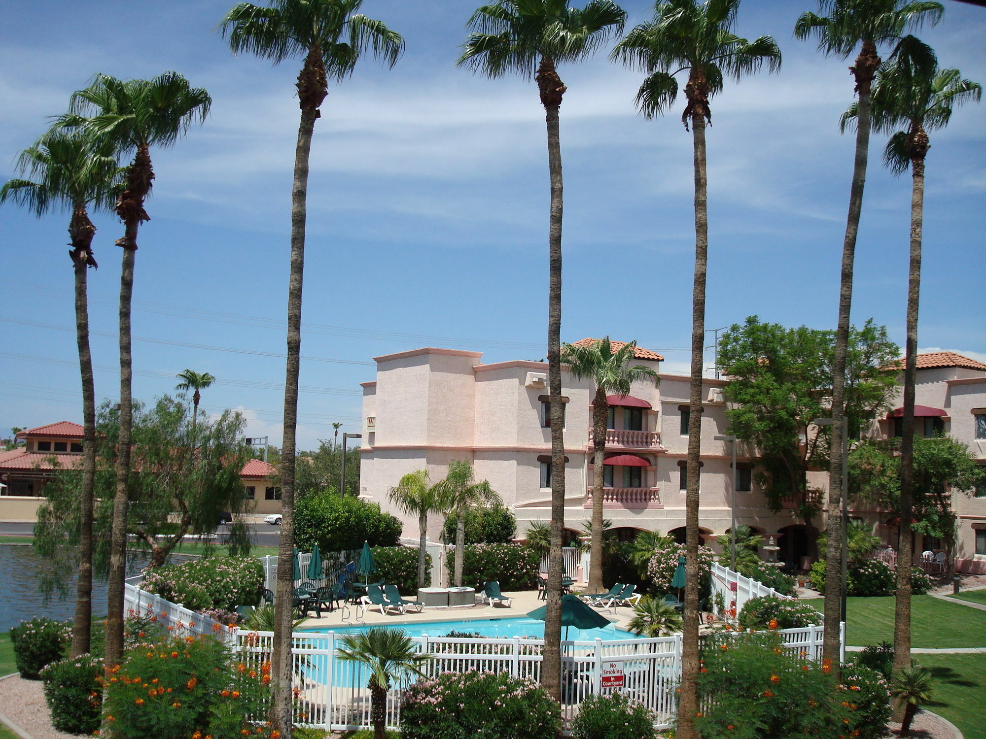 Windmill Suites Surprise - Phoenix, Ascend Hotel Collection Exterior foto
